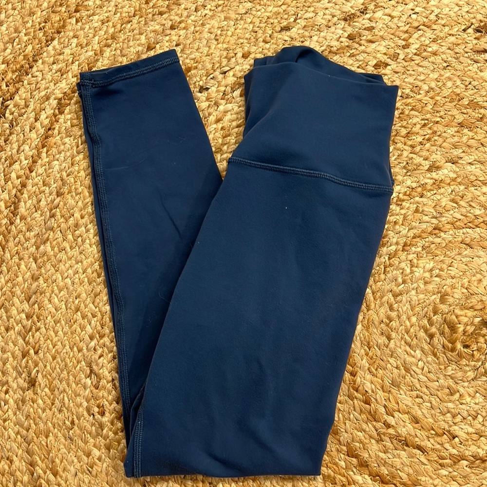 Alo Leggings